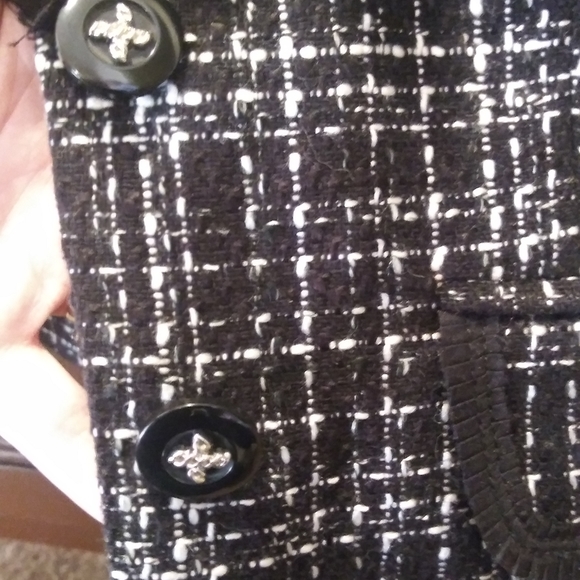 Jacket - Picture 6 of 7